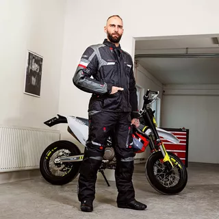 Мото яке W-TEC Excellenta Evo - буреносно сиво