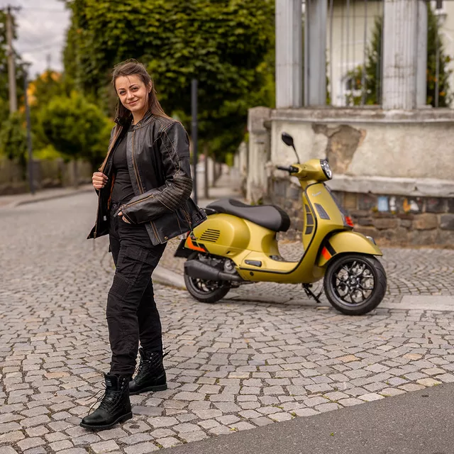 Дамски мото боти W-TEC Leocia - Черен