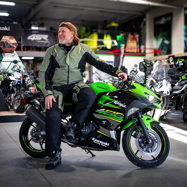 Мото яке за туринг W-TEC Karmal Touring