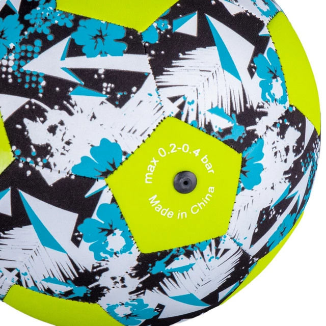 Неопренова футболна топка inSPORTline Cassilas, размер. 5