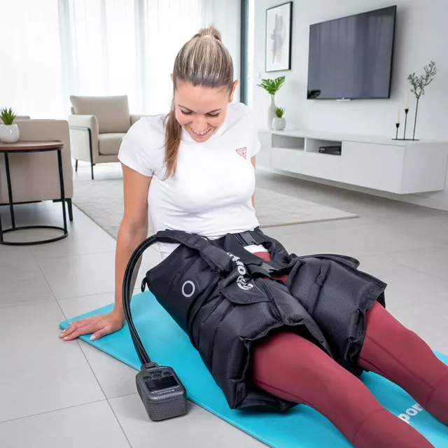 Компресивни масажни шорти inSPORTline Complift